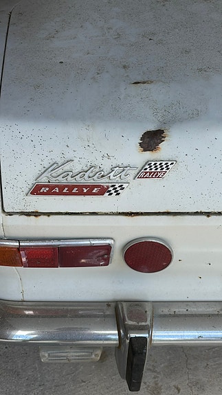 Opel Kadett 12 of 13