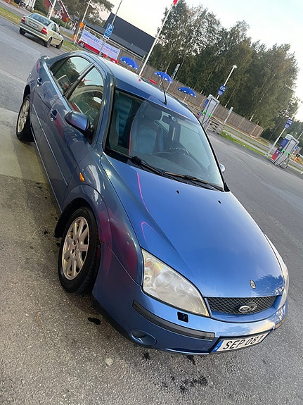 Ford Mondeo 2 of 5