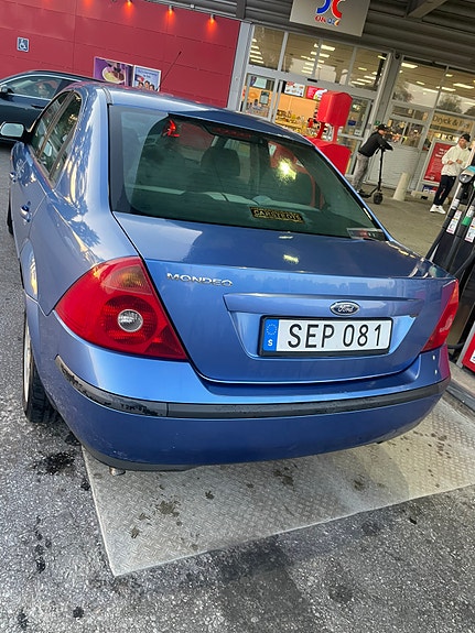 Ford Mondeo 4 of 5