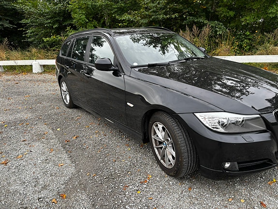BMW 318i 3 of 9