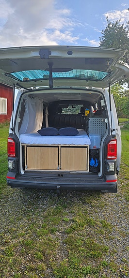 Volkswagen Transporter 6 of 11