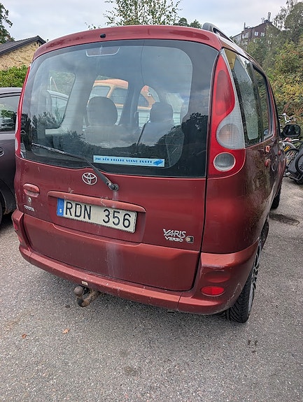 Toyota Yaris Verso 3 of 11