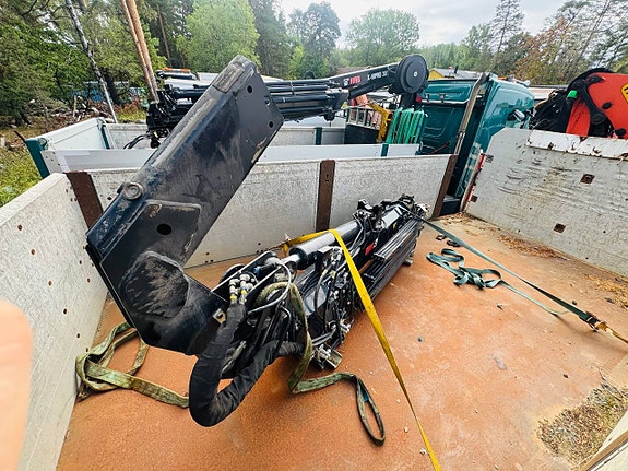 Hiab Jib 70X med 3 utskjut och slang och rör 2 of 6