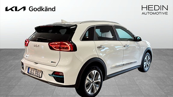 Kia e-Niro 2 of 9