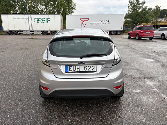 Ford Fiesta 3 of 12