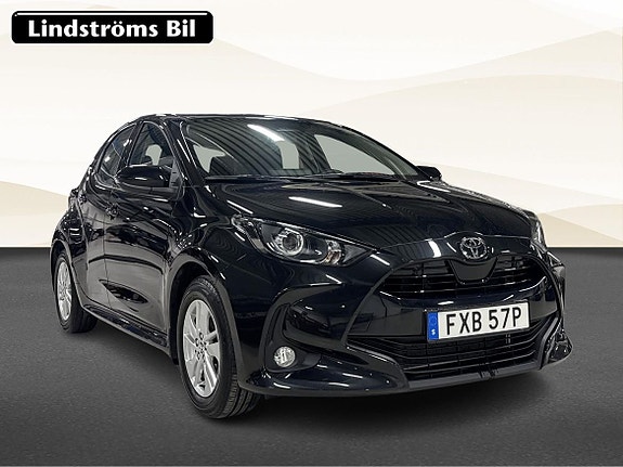 Toyota Yaris 3 of 21