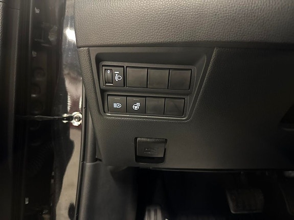 Toyota Yaris 19 of 21