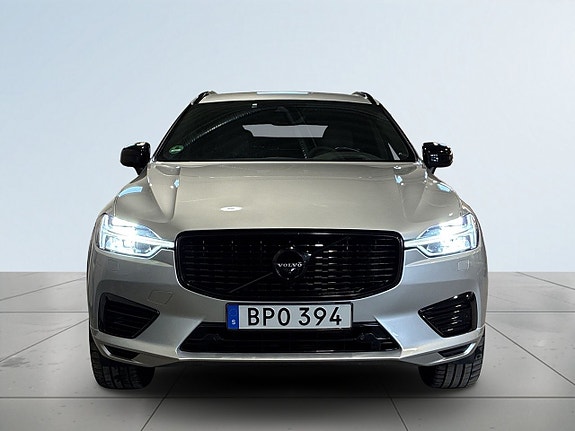 Volvo XC60 2 of 24