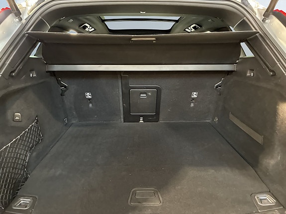 Volvo XC60 12 of 24