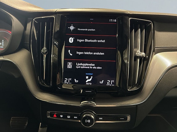 Volvo XC60 11 of 24