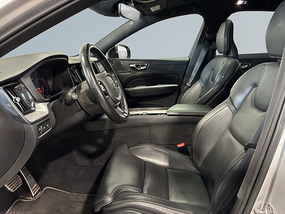 Volvo XC60 7 of 24