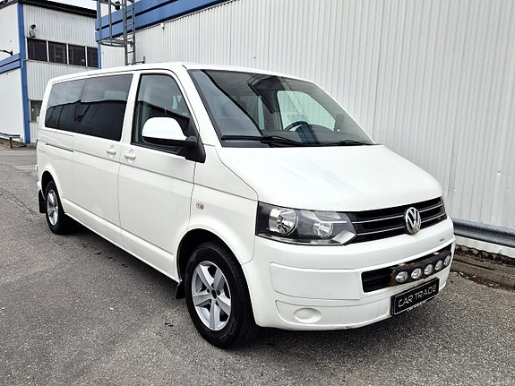 Volkswagen Caravelle 3 of 22