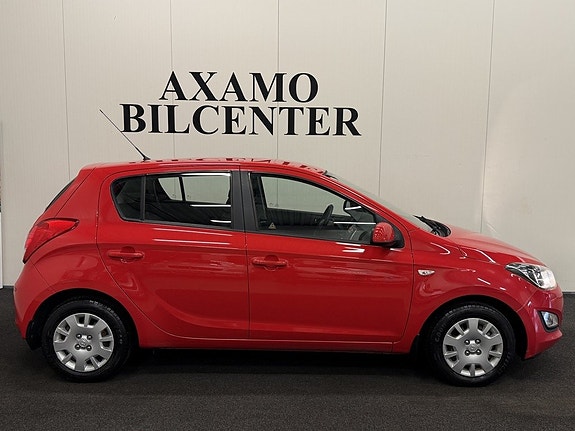 Hyundai i20 3 of 13