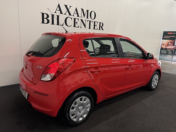 Hyundai i20 6 of 13