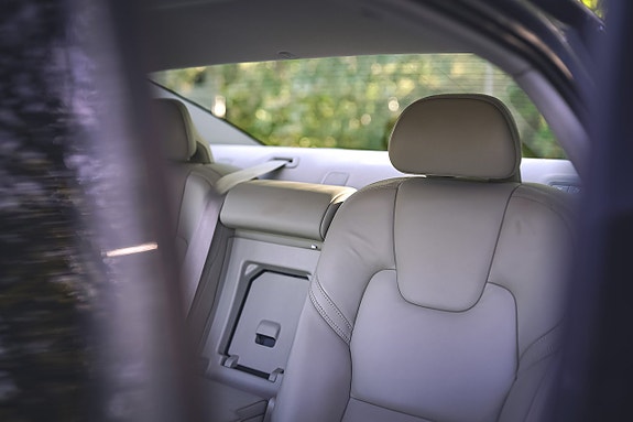 Volvo S90 28 of 30