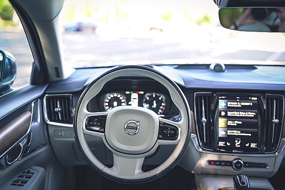 Volvo S90 20 of 30