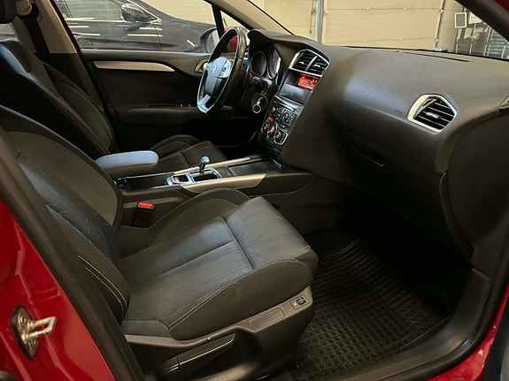 Citroen C4 9 of 17