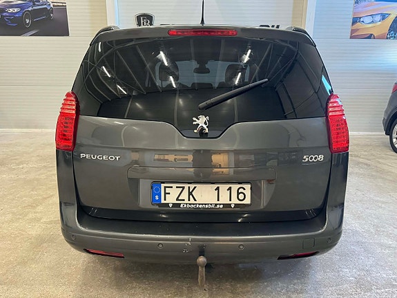 Peugeot 5008 5 of 19