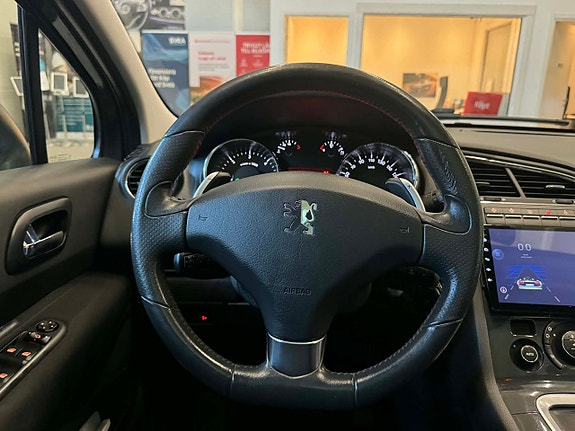 Peugeot 5008 10 of 19