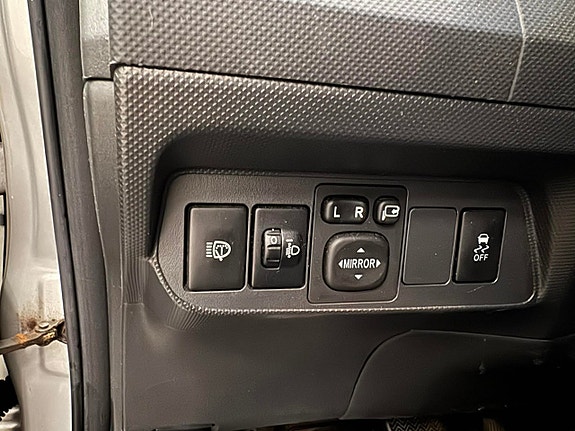 Toyota Auris 13 of 14