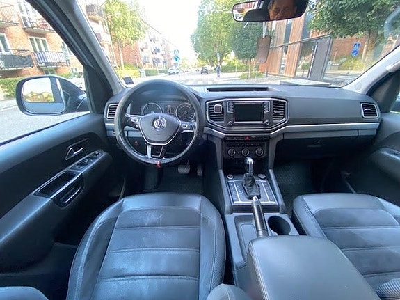 Volkswagen Amarok 15 of 17
