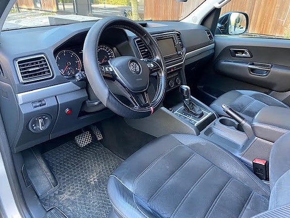 Volkswagen Amarok 12 of 17