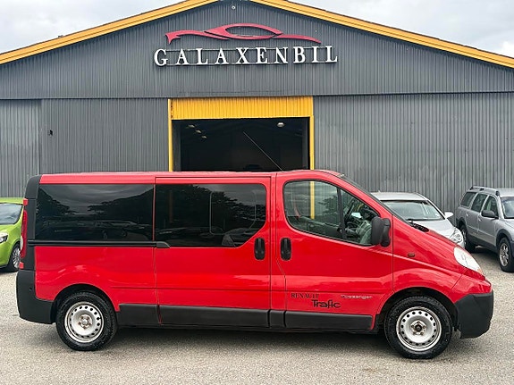 Renault Trafic 3 of 8