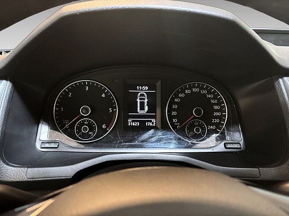 Volkswagen Caddy 10 of 10