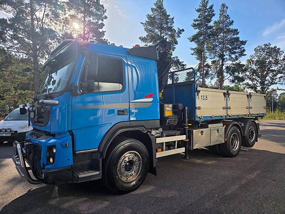 VOLVO FMX 6X2 TIPP&KRAN 2 of 9