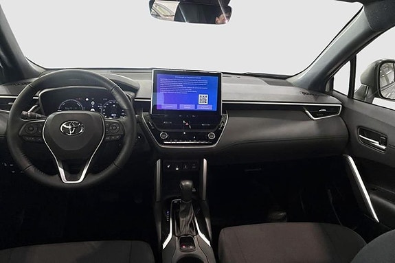 Toyota Corolla Cross 9 of 11