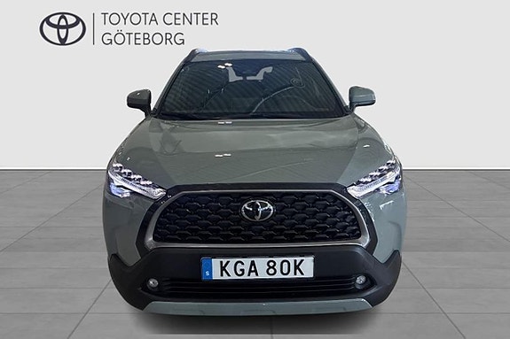 Toyota Corolla Cross 6 of 11