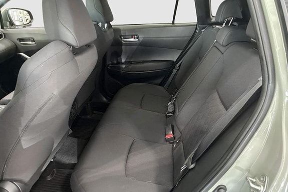 Toyota Corolla Cross 8 of 11