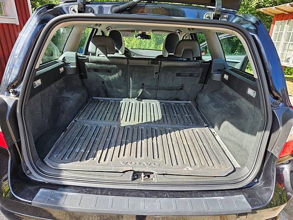 Volvo V70 7 of 8