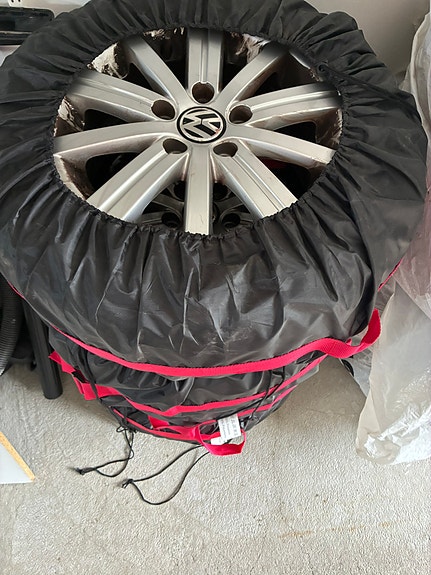 Volkswagen Golf VI 11 of 14