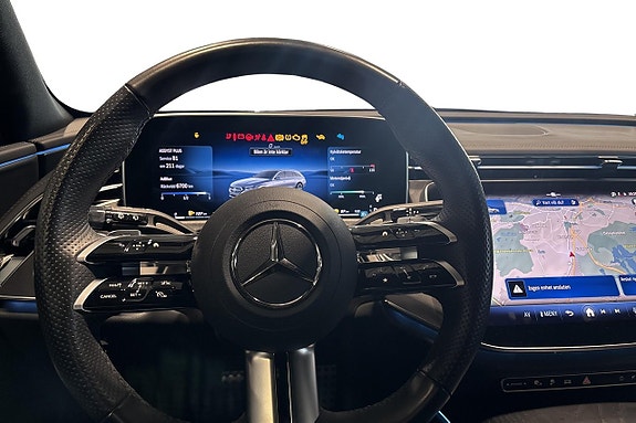 Mercedes-Benz E300 8 of 12