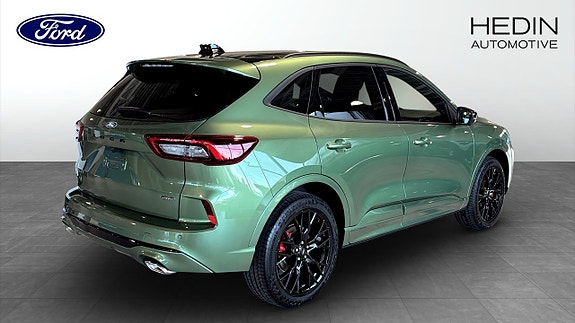 Ford Kuga 2 of 12
