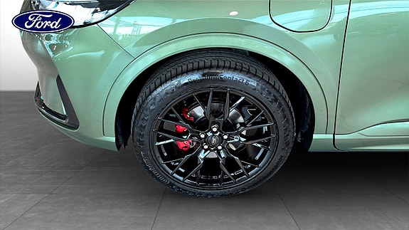 Ford Kuga 9 of 12