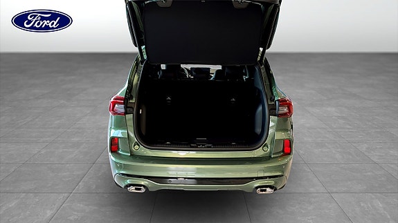 Ford Kuga 10 of 12