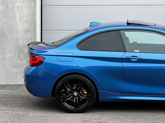 BMW 220d 5 of 28
