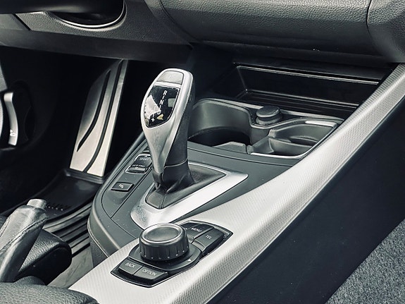 BMW 220d 19 of 28