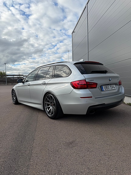 BMW 530d 5 of 13