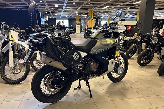 Husqvarna Norden 901 Expedition *Demo 92mil* 3 of 14