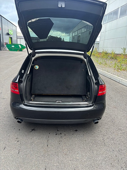 Audi A4 5 of 12