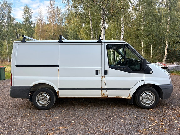 Ford Transit 4 of 11
