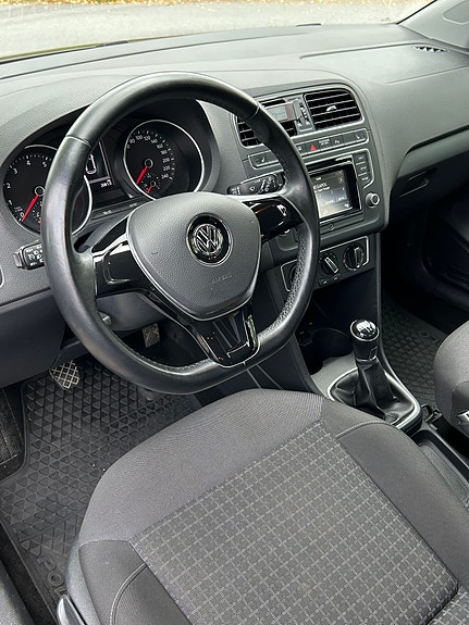 Volkswagen Polo 6 of 9
