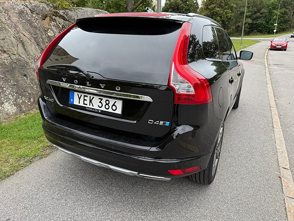 Volvo XC60 6 of 10
