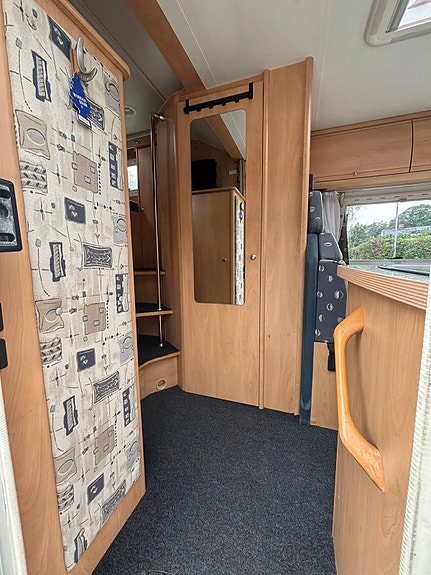 Bürstner Harmony T 607 2.8 JTD Stora Garaget 8 of 18