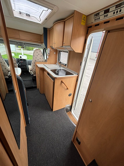 Bürstner Harmony T 607 2.8 JTD Stora Garaget 14 of 18