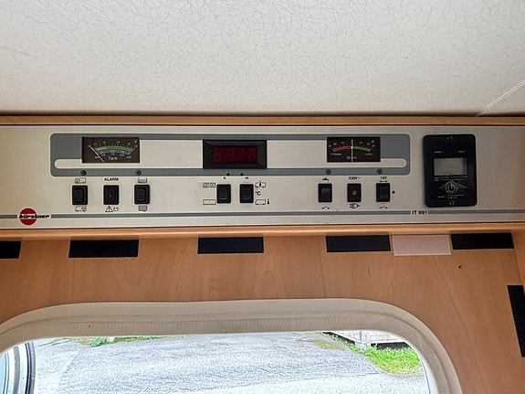 Bürstner Harmony T 607 2.8 JTD Stora Garaget 18 of 18