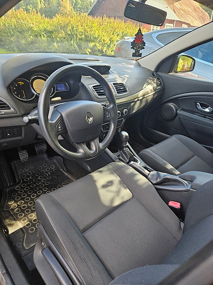 Renault Megane III 5 of 5